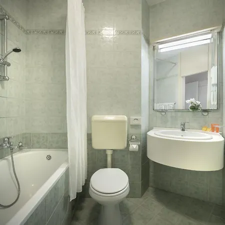 Rubin Hotel 3*